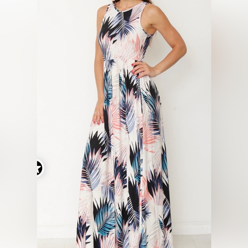 Egy Palm Print Sleeveless Maxi Dress with Pockets Size Large